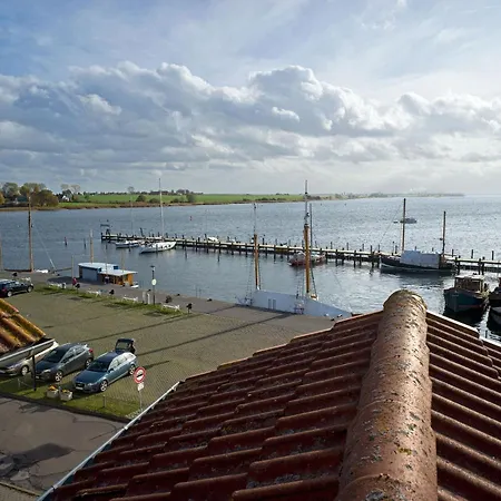 Residenz Am Yachthafen Moewenblick